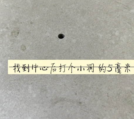 蓬安瓷砖空鼓维修公司专业解答在瓷砖铺贴过程中，如果砂料搅拌不均匀，将会带来以下问题